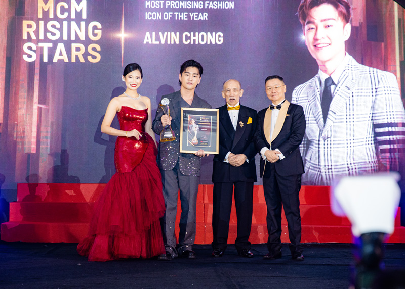 ALVN menerima anugerah  MCMRising Stars